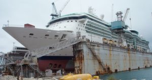 Grand Bahama Floating Dock 80,000TLC